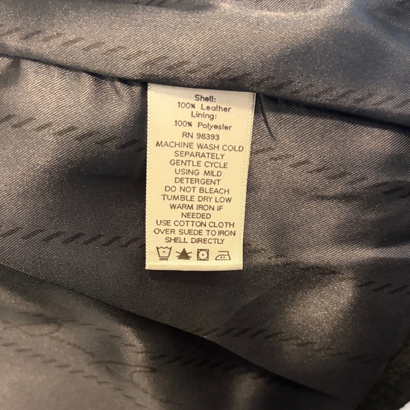 Dennis Basso Black Leather Jacket with Silver Details - Picture 7 of 7